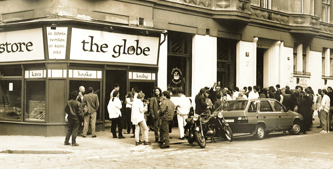 The Globe Bookstore & Café opening party,1993
