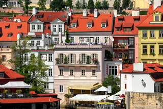 Airbnb 2.0 and suburban migration: Six expert predictions for the Prague real estate market