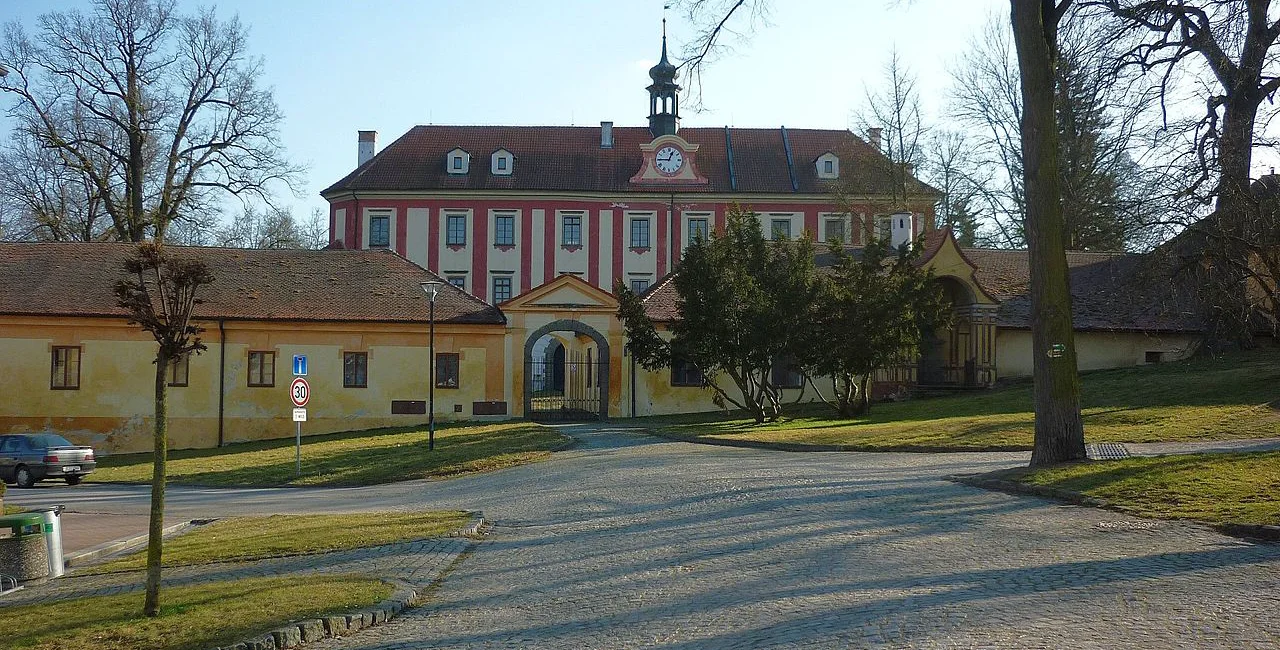 Malaysian Royal Fund buys historic Czech chateau and promises major renovation