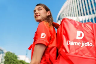 No more Dáme jídlo: Czech food-delivery giant gets a rebrand
