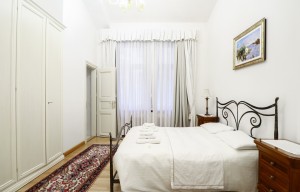 Apartment for rent, 4+kk - 3 bedrooms, 107m<sup>2</sup>