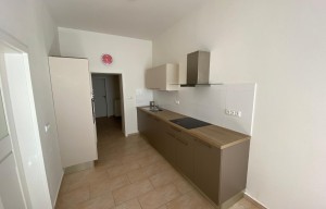 Apartment for rent, 2+1 - 1 bedroom, 77m<sup>2</sup>
