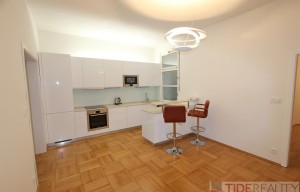 Apartment for rent, 4+kk - 3 bedrooms, 135m<sup>2</sup>