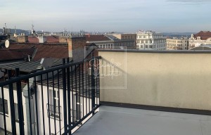 Apartment for rent, 4+1 - 3 bedrooms, 205m<sup>2</sup>