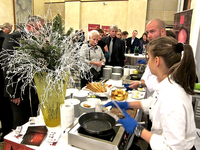 Maurer's Grand Restaurant Guide 2012