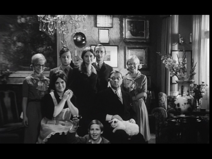 DVD Review: Spalovač mrtvol