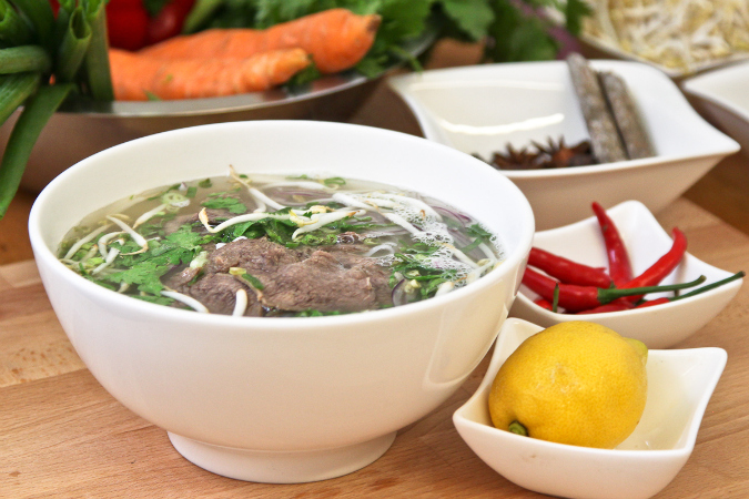 How We Eat: Ha Minh and Ha Linh