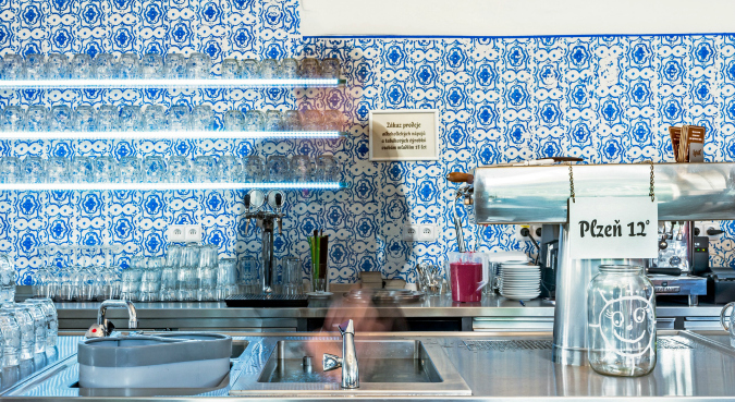 Lokal Hamburk has a masopust buffet