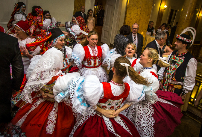 PHOTOS: Having a (Moravian) Ball