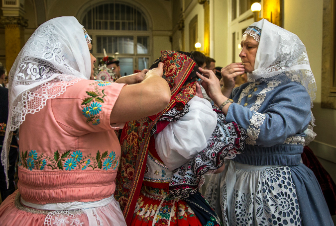 PHOTOS: Having a (Moravian) Ball