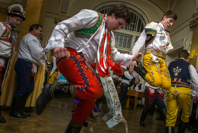 PHOTOS: Having a (Moravian) Ball