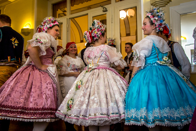 PHOTOS: Having a (Moravian) Ball