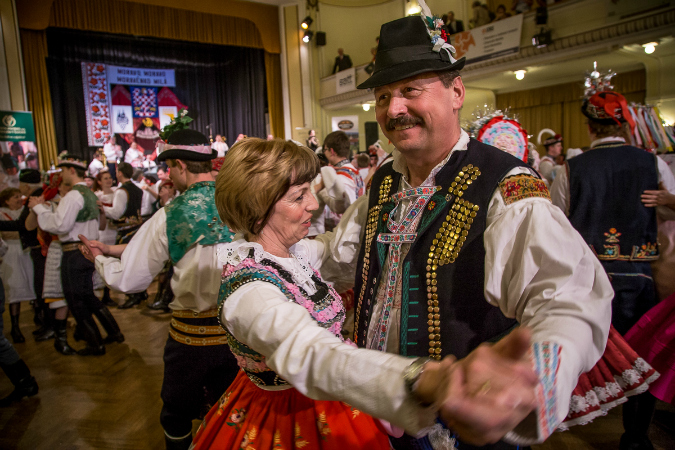 PHOTOS: Having a (Moravian) Ball