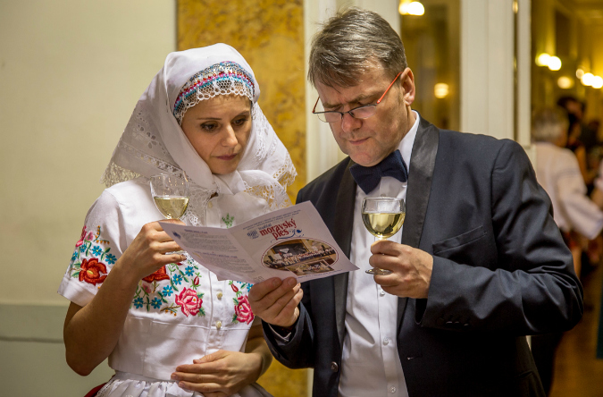 PHOTOS: Having a (Moravian) Ball