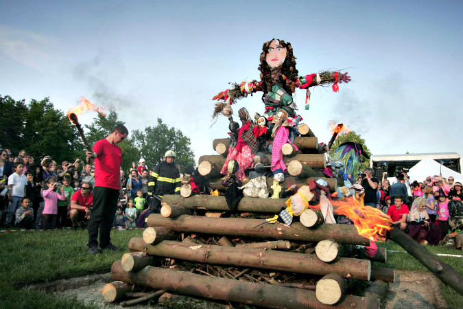 Top 25 Things to Do in April