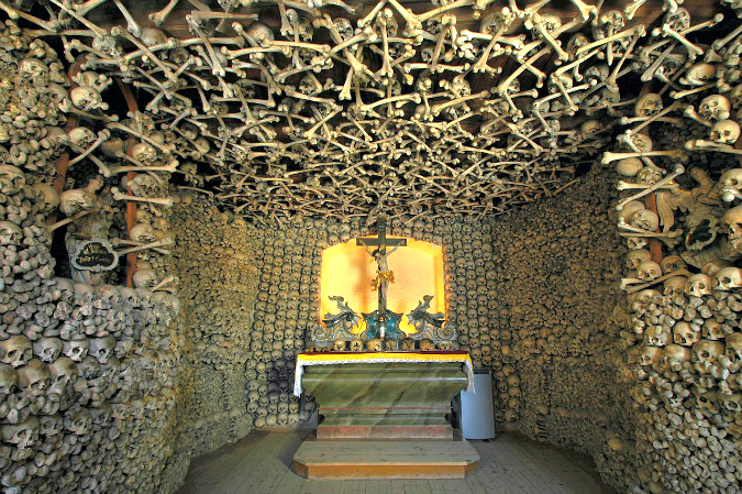 Chapel of Skulls, Czermna / Image: Wiki - Merlin