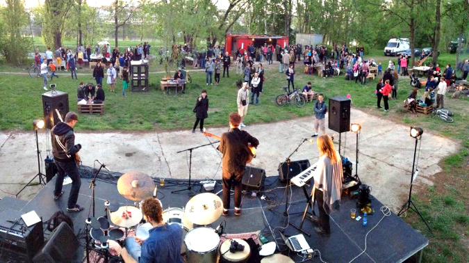 Image: Přístav 18600 Facebook