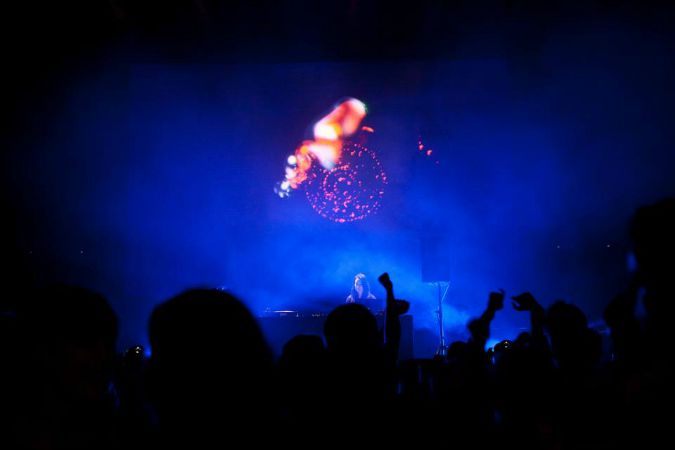 6 Amazing Autumn Laser Music Nights