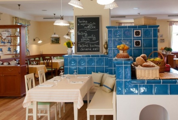 Taste of Prague: Fall Day Trips for Foodies