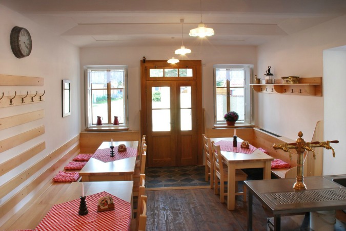 Taste of Prague: Fall Day Trips for Foodies