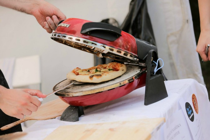 Pizza by way of Naples