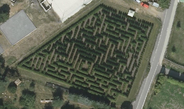 Photo: www.bludiste-radotin.estranky.cz