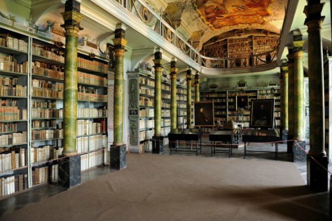 Photo: www.klasterbroumov.cz