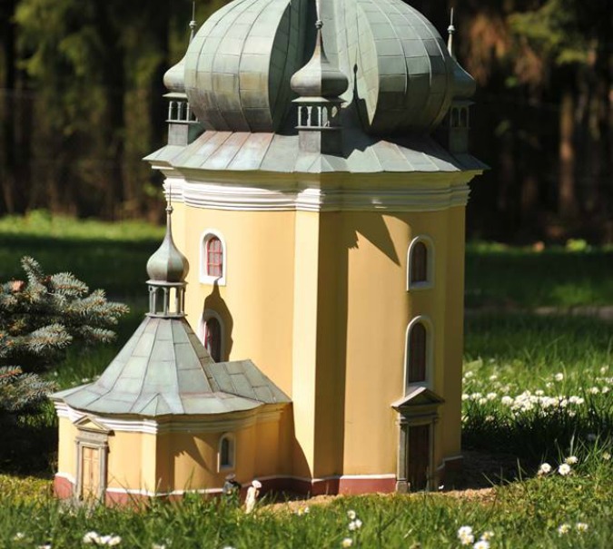 Kostel Jména Panny Marie (Lomec)