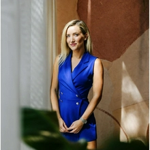 Mgr. Karolína Khelová