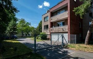 Apartment for rent, 4+kk - 3 bedrooms, 94m<sup>2</sup>