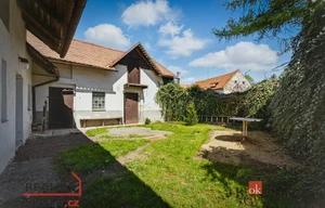 Family house for sale, 106m<sup>2</sup>, 305m<sup>2</sup> of land