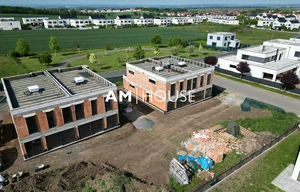 Family house for sale, 153m<sup>2</sup>, 380m<sup>2</sup> of land