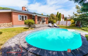 Family house for sale, 368m<sup>2</sup>, 2527m<sup>2</sup> of land