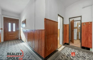 Family house for sale, 151m<sup>2</sup>, 241m<sup>2</sup> of land