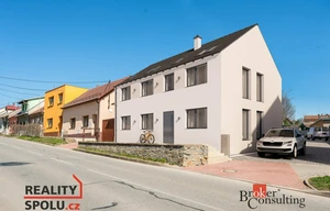 Family house for sale, 240m<sup>2</sup>, 4072m<sup>2</sup> of land