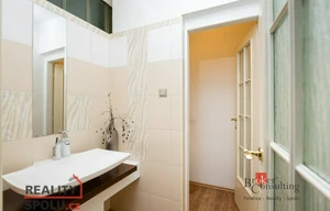 Family house for sale, 240m<sup>2</sup>, 794m<sup>2</sup> of land