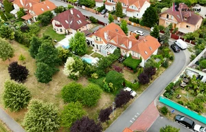 Family house for sale, 168m<sup>2</sup>, 233m<sup>2</sup> of land