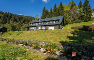 Accommodation for sale, 528m<sup>2</sup>