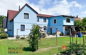 Family house for sale, 240m<sup>2</sup>, 806m<sup>2</sup> of land