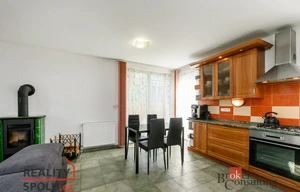 Family house for sale, 96m<sup>2</sup>, 393m<sup>2</sup> of land