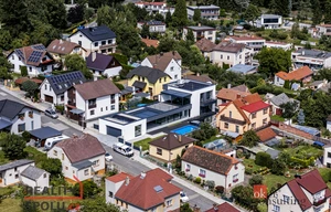 Family house for sale, 397m<sup>2</sup>, 848m<sup>2</sup> of land