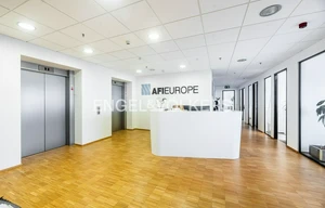 Office for rent, 330m<sup>2</sup>