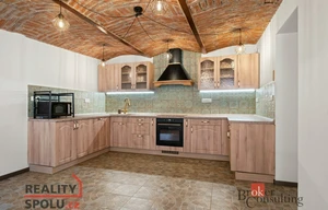 Family house for sale, 110m<sup>2</sup>, 2850m<sup>2</sup> of land