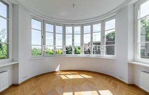 Apartment for rent, 4+kk - 3 bedrooms, 145m<sup>2</sup>