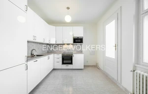 Apartment for rent, 3+kk - 2 bedrooms, 141m<sup>2</sup>