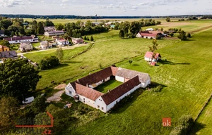 Family house for sale, 200m<sup>2</sup>, 792m<sup>2</sup> of land