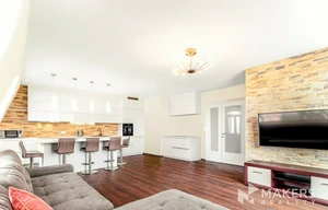 Apartment for rent, 4+kk - 3 bedrooms, 154m<sup>2</sup>