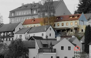 Family house for sale, 423m<sup>2</sup>, 359m<sup>2</sup> of land