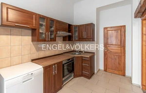 Apartment for rent, 3+1 - 2 bedrooms, 110m<sup>2</sup>