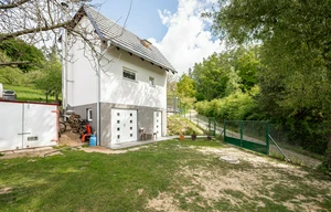 Family house for sale, 364m<sup>2</sup>, 317m<sup>2</sup> of land